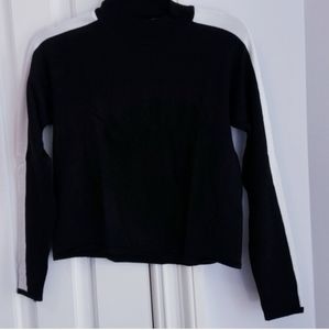 Mock Turtle Neck Crop Top